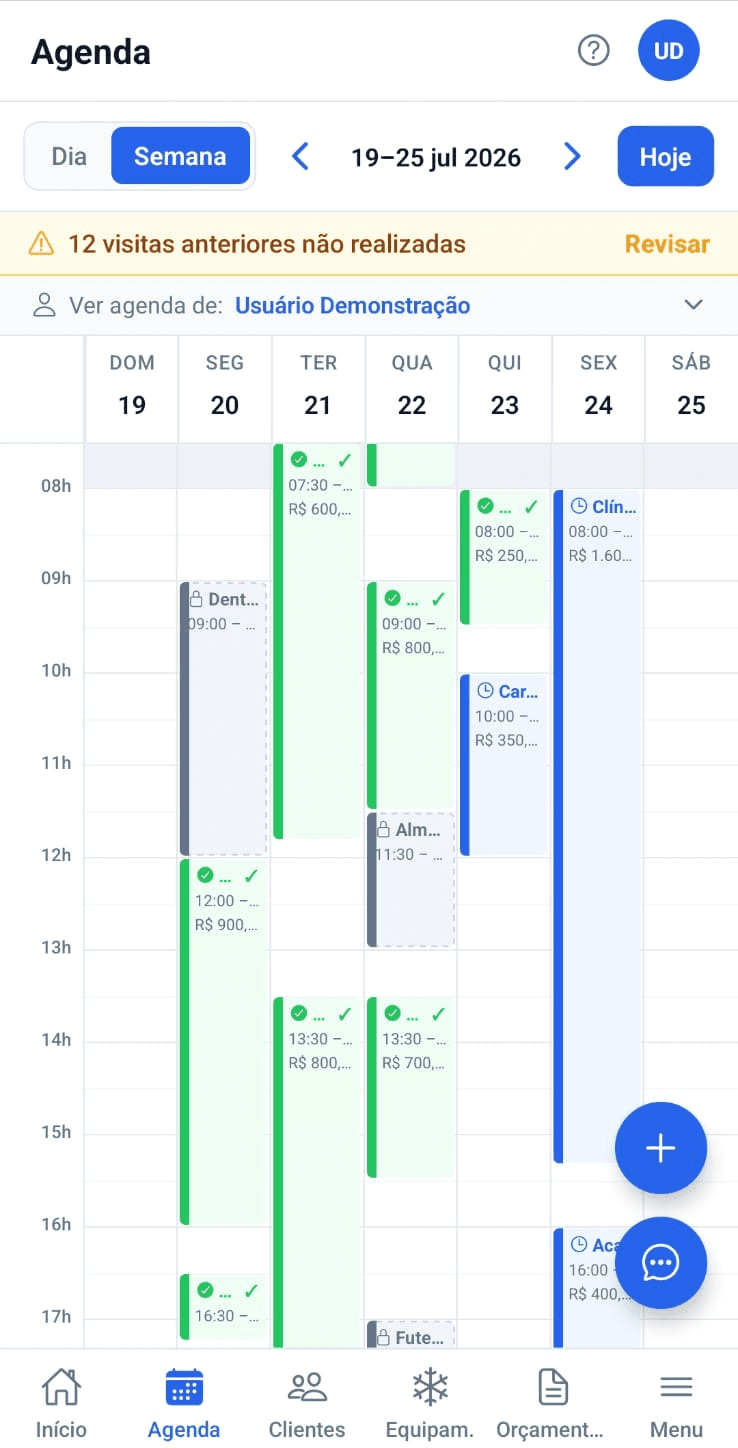 Tela de agenda semanal do FrioApp mostrando as visitas distribuídas de domingo a sábado